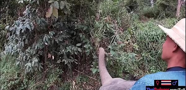 trendsElephant riding in Thailand with teen couple who had sex afterwards